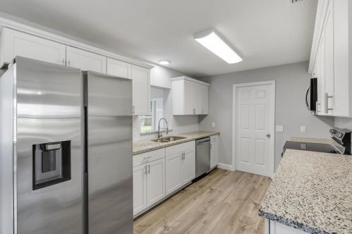 1171 27th Ave, Vero Beach FL  32960-4001 exterior