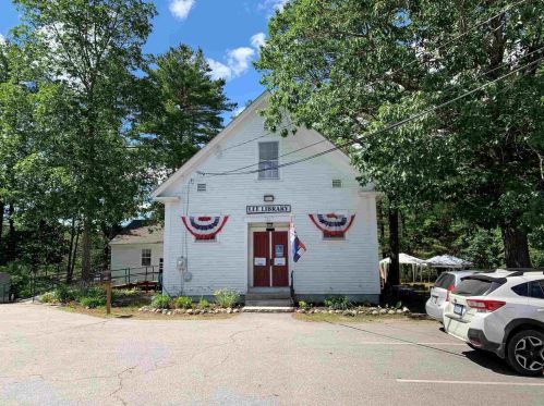 56 Fox Garrison Rd, Lee NH  03861-6338 exterior