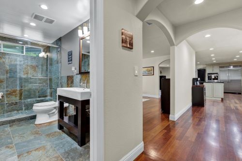 2855 Victoria Dr, Alpine CA  91901-3669 exterior