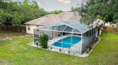 14713 Thompson Ave, Port Richey, FL 34669-1028