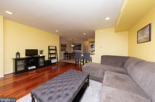 34 Hastings Dr, Blue Bell, PA 19422-2536