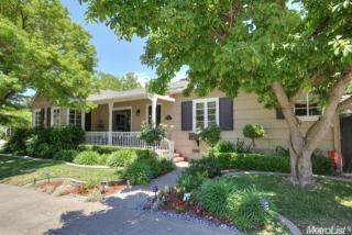 301 Coloma Way, Sacramento CA  95819-2801 exterior