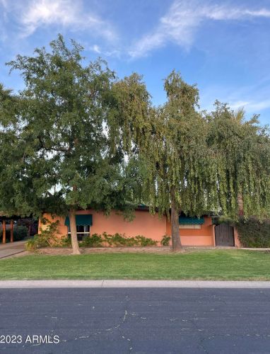 5739 10th Pl, Phoenix, AZ 85014-2209