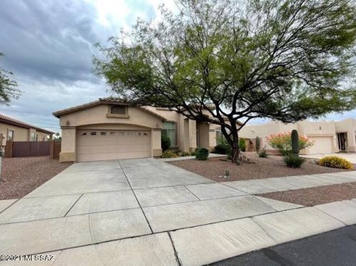 5120 Louis River Way, Tucson, AZ 85718-4751