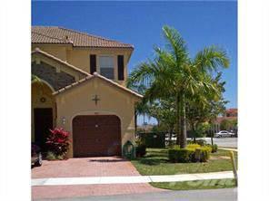 985 152nd Ct, Miami, FL 33194-2697