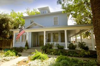 7791 Shields Ave, Fresno, CA 93723-9214