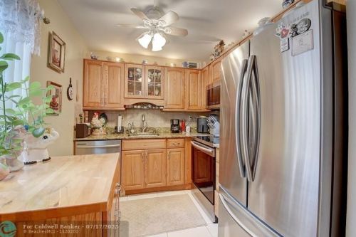 7 Burgundy A, Delray Beach, FL 33484-5417