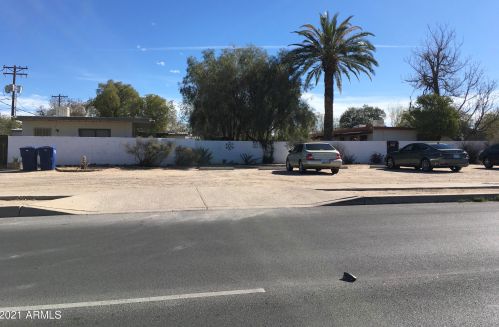 2732 Country Club Rd, Tucson, AZ 85716-2160