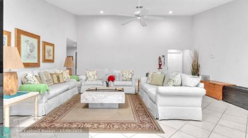 333 27th Ave, Delray Beach FL  33445-4401 exterior