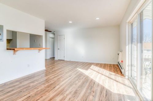 340 Concord Ln, Middletown NY  10940-6645 exterior