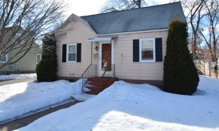 36 Alton St, Manchester, CT 06042-3549