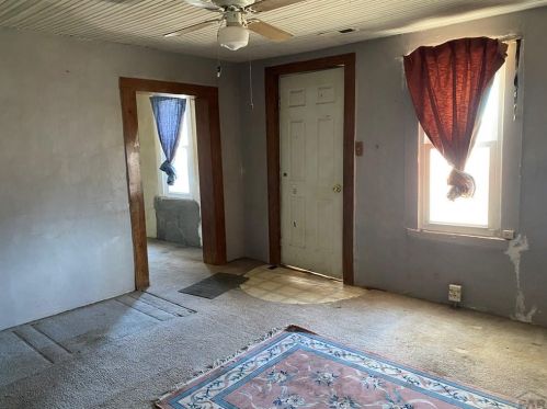 511 Amarillo Ave, Pueblo, CO 81001-2327