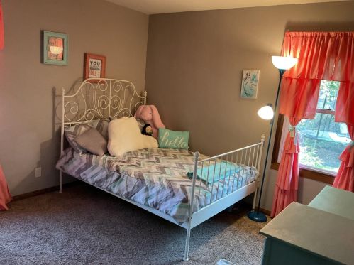 3278 58, Milwaukee WI 53218-4247 exterior