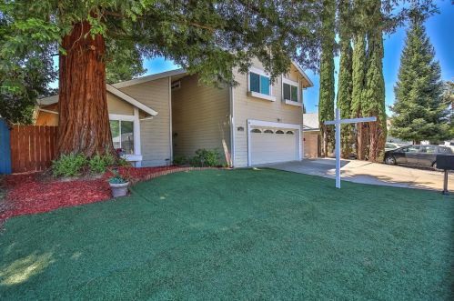 8166 Sundance Dr, Citrus Heights, CA 95662-3110