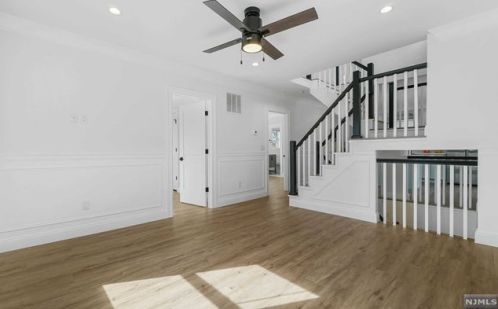 6 Somerville Rd, Ridgewood NJ  07450-4609 exterior