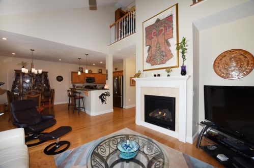 31 Greyhawk Dr, Mashpee MA 02649-4417 exterior