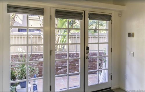 3845 Bayside Ln, San Diego CA 92109-7231 exterior