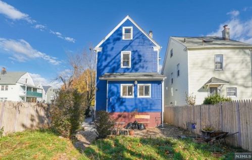 21 Ruth St, Irvington NJ  07111-2526 exterior