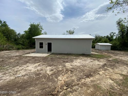 2078 Church St, Marianna FL  32448-2587 exterior