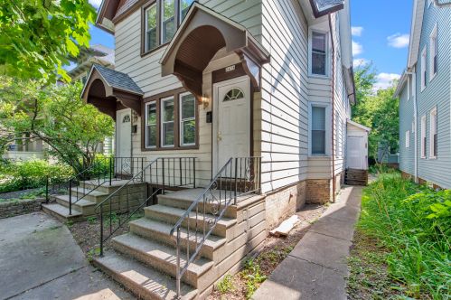 2476 Frederick Ave, Milwaukee WI 53211-3644 exterior