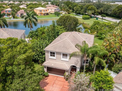 4902 164th Ave, Hollywood, FL 33027-4947