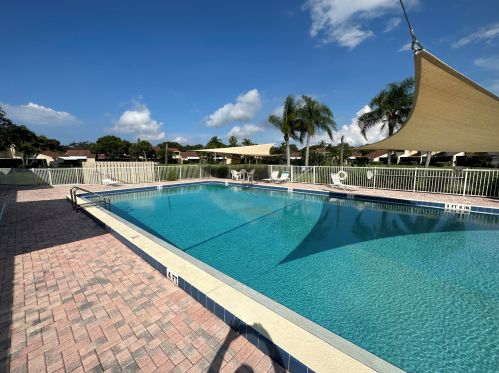 1659 Crossing Cir, Palm City FL  34990-2465 exterior