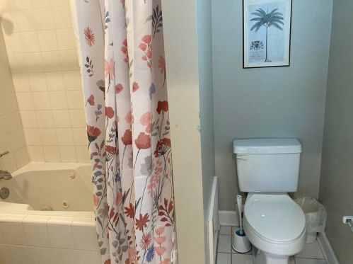 120 Gorrie Dr, Saint George Island FL  32328-2411 exterior