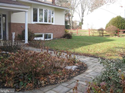 2116 Shipley Rd, Wilmington, DE 19803-2357