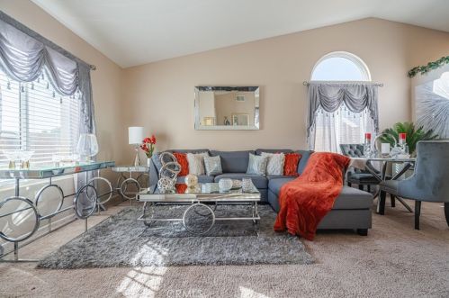 31662 Willow View Pl, Lake Elsinore CA  92532-0401 exterior