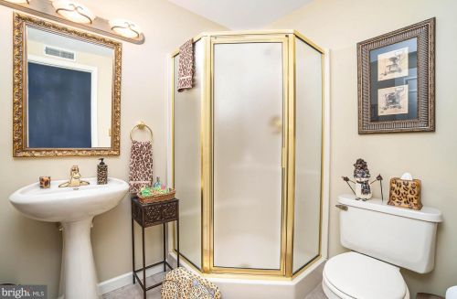 329 Mdw Dr, Navy Sup Dpt PA 17055-5187 exterior