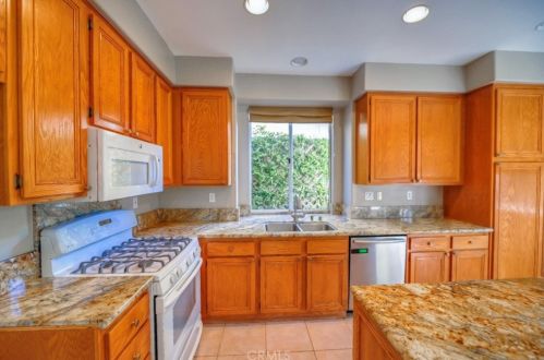 621 Sepulveda Pl, Placentia CA  92870-4292 exterior