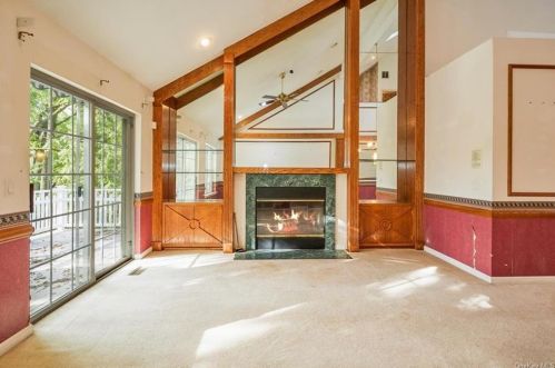 7 High Ridge Rd, Crotonville NY  10562-1969 exterior