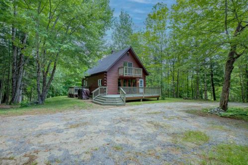42 Sugar Run, Ellsworth NH  03285-6852 exterior