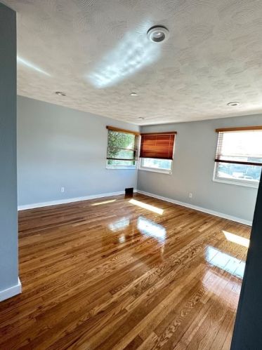 115 Roberta Dr, Whitaker PA  15120-3337 exterior