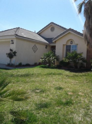 16352 Manchester St, Victorville, CA 92394-1588