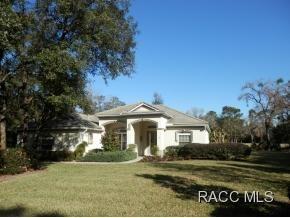 49 Liberty St, Hernando, FL 34442-8362
