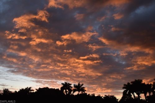 32 Fairview Blvd, Fort Myers Beach FL  33931-4565 exterior