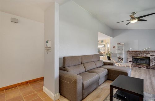 144 Fulton Pl, Windsor CA  95492-9474 exterior