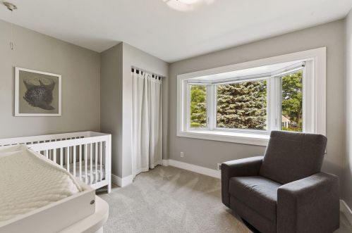 6812 Wooddale Ave, Minneapolis MN  55435-1635 exterior