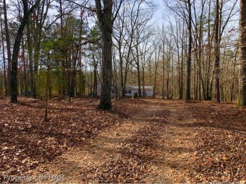 2652 Blackstone Rd, Sanford, NC 27330-7528