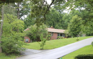 403 Lakewood Dr, Knoxville, TN 37920-5918