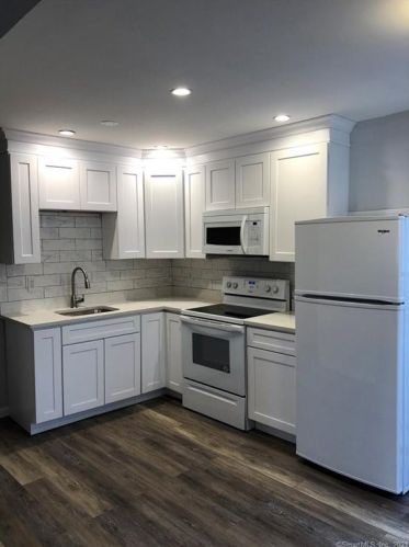 146 Howard Ave, Ansonia, CT 06401-1745