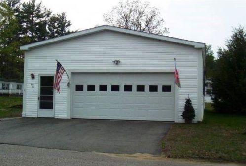 12 Deanna Dr, Belmont, NH 03220-4436