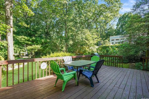 58 Liso Dr, Mount Sinai NY  11766-1917 exterior