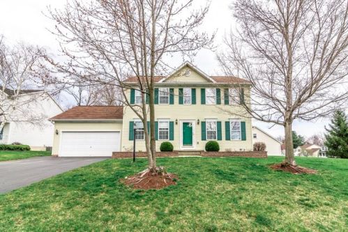 1 Fount Rd, Schenectady, NY 12304-4810