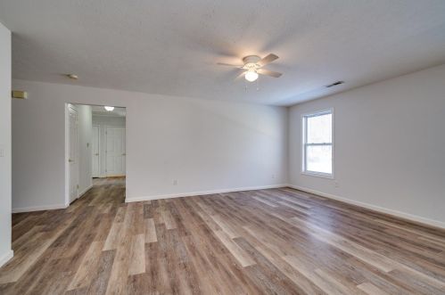 2047 River Birch Dr, Amelia OH  45102-2320 exterior