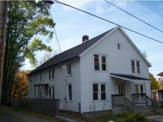 109 Mccall St, Woodford, VT 05201-2204