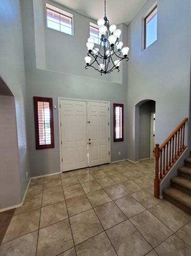18478 Saguaro Ln, Sun City, AZ 85388-2354