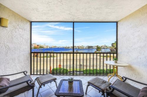 260 Southbay Dr, Naples, FL 34108-2342