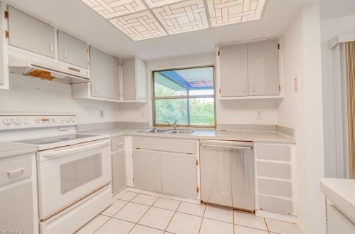 1704 2nd St, Cape Coral FL  33909-2741 exterior